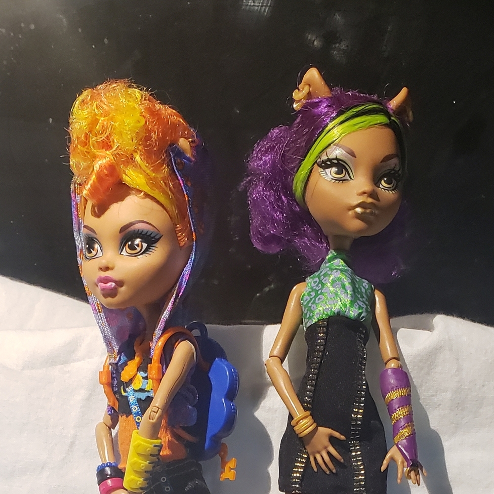 Werewolf Sisters 2 pack